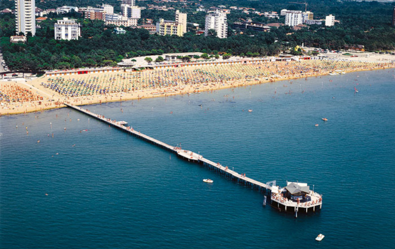 Pontile di Pineta sul mare di Lignano